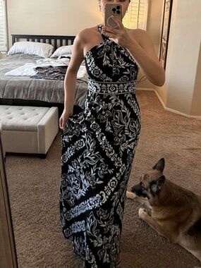 White House Black Market Black & White Floral Halter Maxi Dress XS